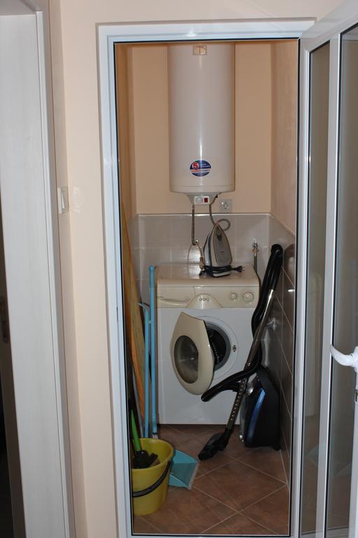 Apartment Central Warna Zewnętrze zdjęcie